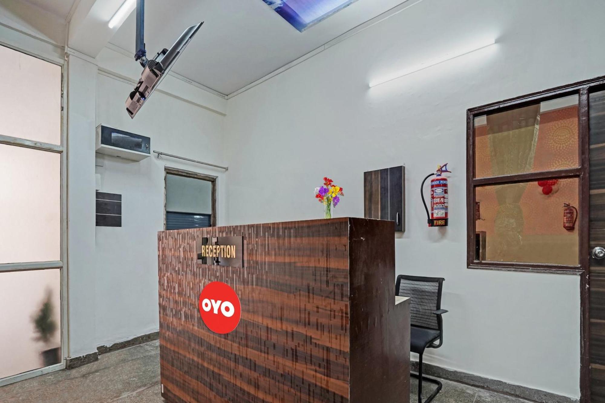 Hotel O Avs Hotel & Restaurant Noida Luaran gambar