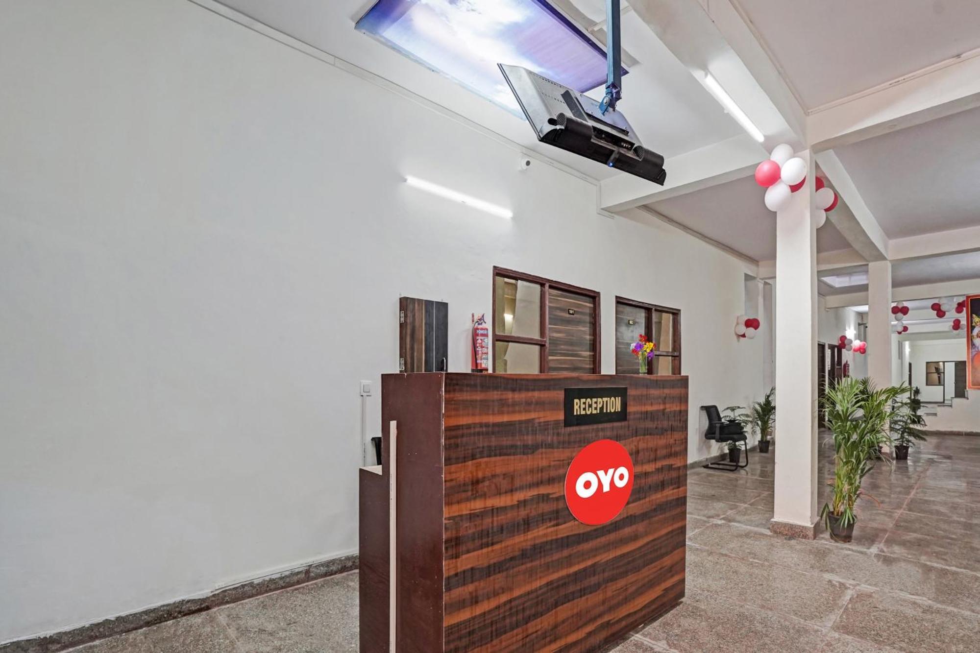 Hotel O Avs Hotel & Restaurant Noida Luaran gambar