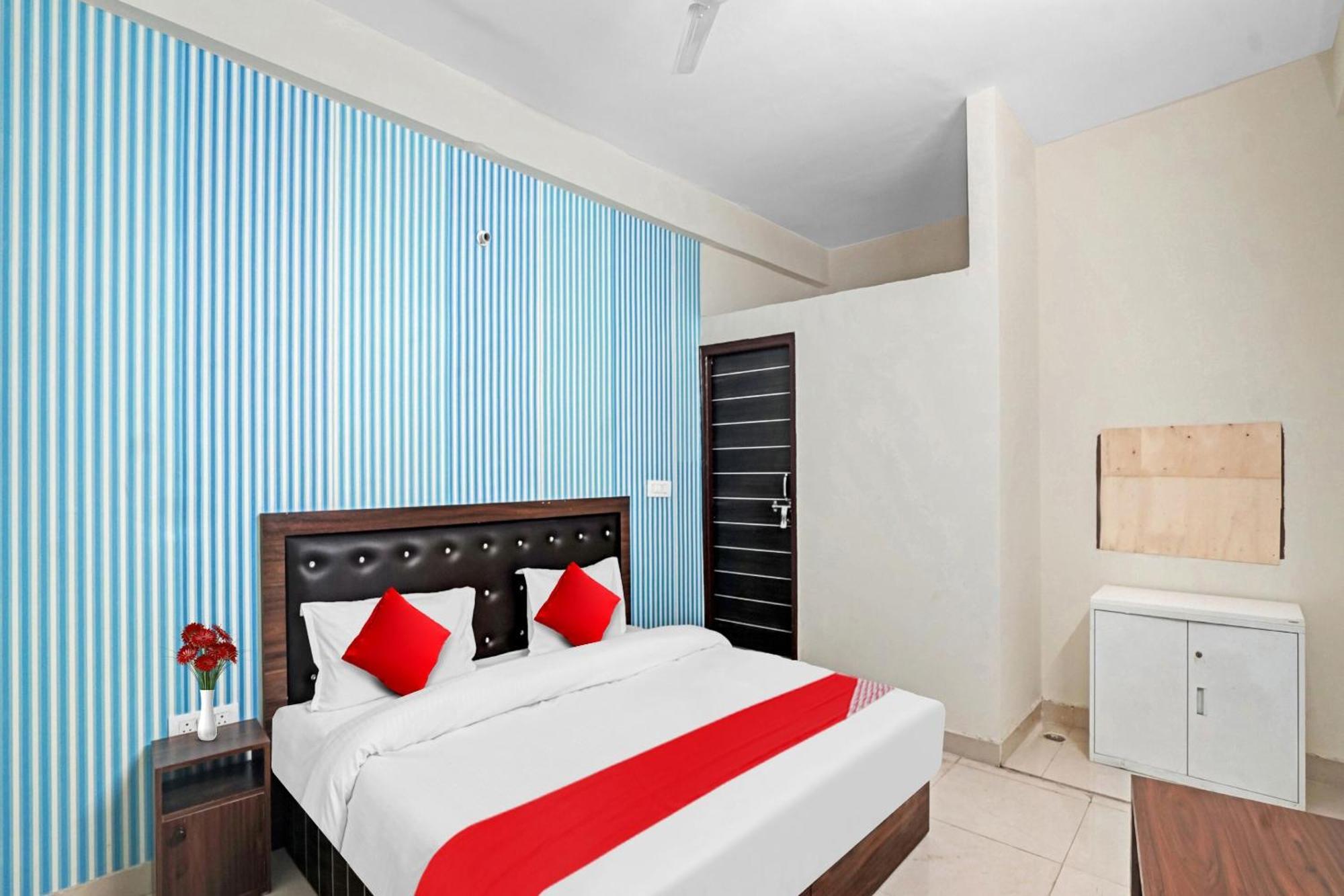 Hotel O Avs Hotel & Restaurant Noida Luaran gambar